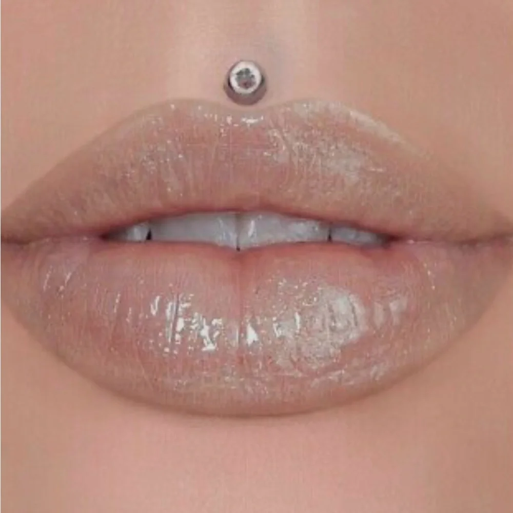 Jeffree Star nib